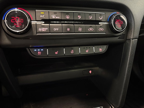 Kia Ceed 18 of 25