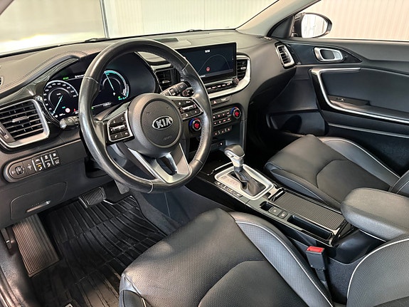 Kia Ceed 7 of 25