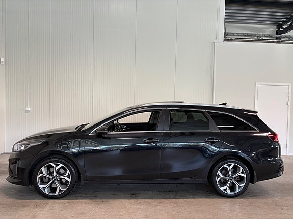 Kia Ceed 5 of 25