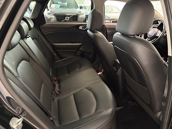 Kia Ceed 23 of 25