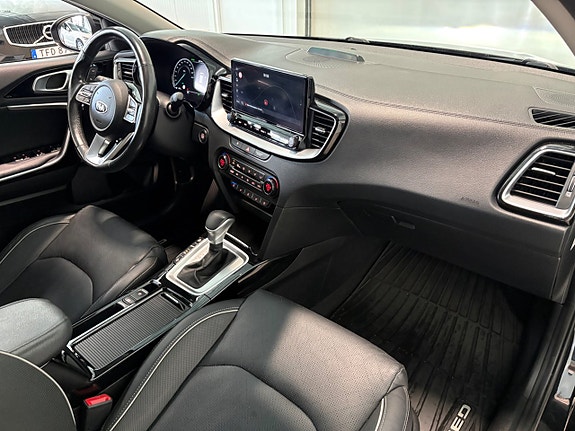 Kia Ceed 13 of 25