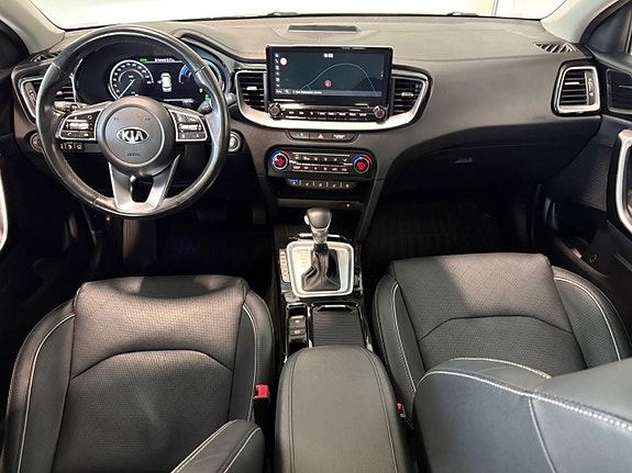 Kia Ceed 12 of 25