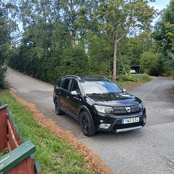 Dacia Logan 2 of 13