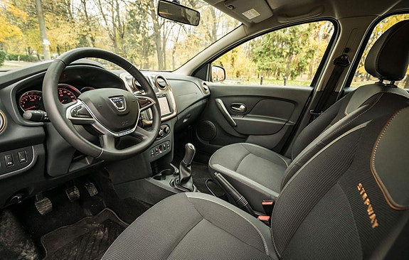 Dacia Logan 7 of 13