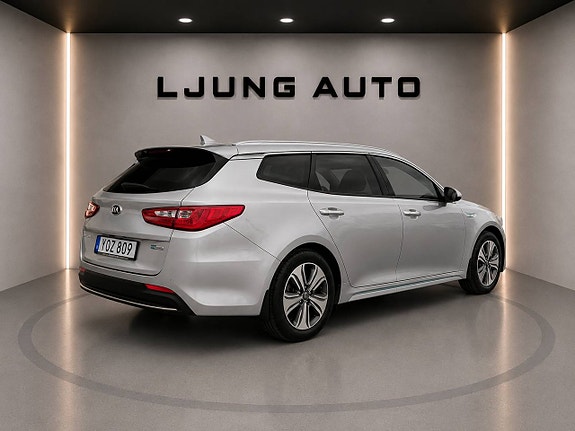 Kia Optima 3 of 26