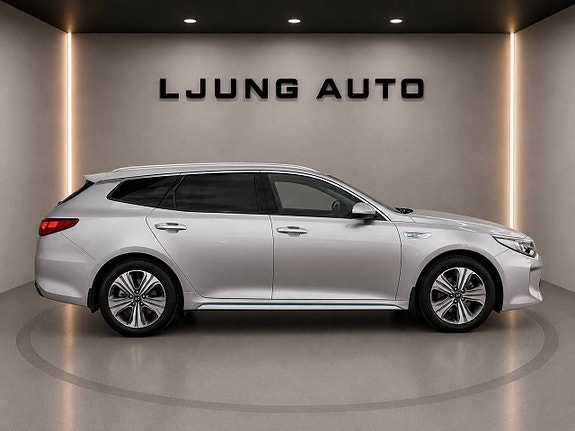 Kia Optima 8 of 26