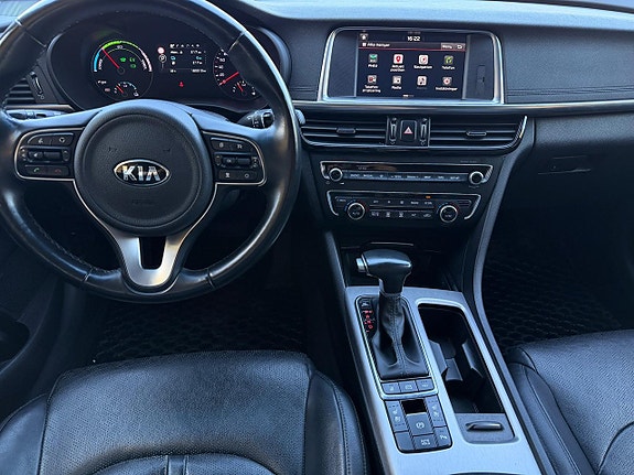 Kia Optima 12 of 26