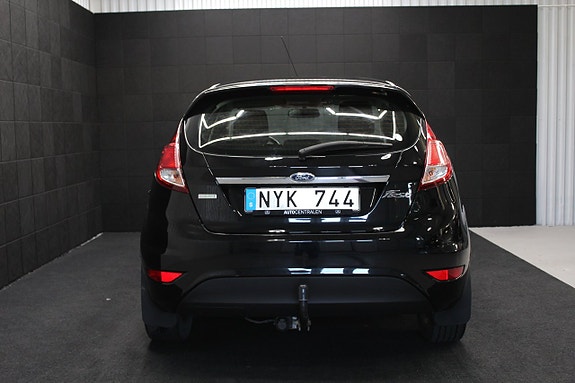 Ford Fiesta 5 of 14
