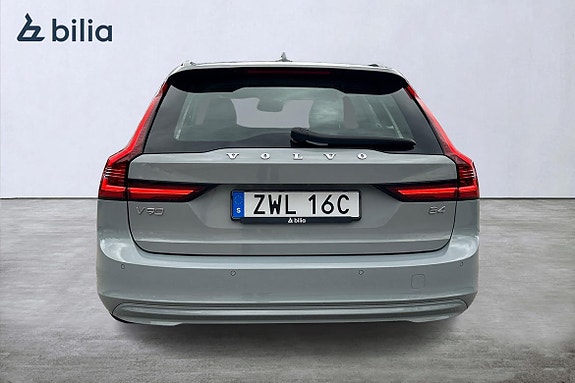 Volvo V90 5 of 21