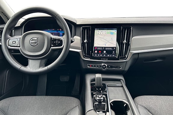 Volvo V90 10 of 21