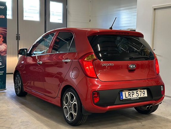 Kia Picanto 7 of 21