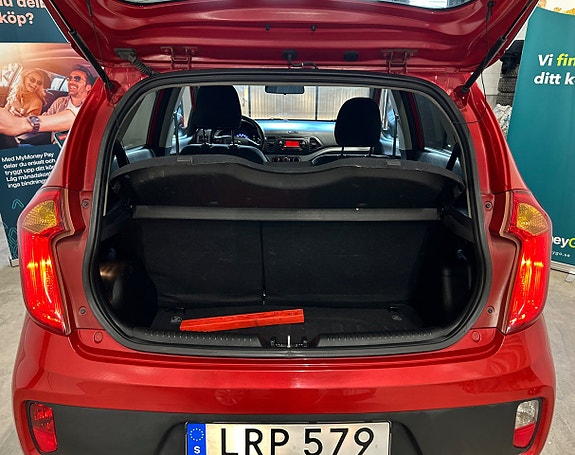 Kia Picanto 9 of 21