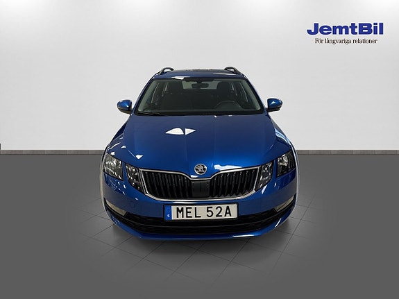 Skoda Octavia 2 of 16