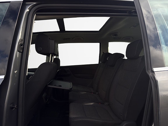 Volkswagen Sharan 18 of 22