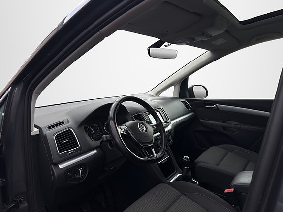 Volkswagen Sharan 9 of 22