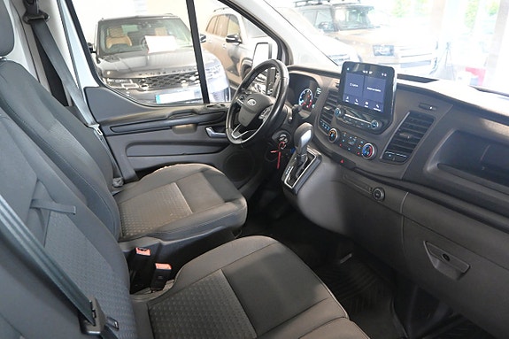 Ford Transit Custom 9 of 22