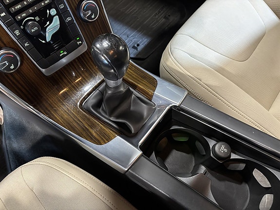 Volvo S60 10 of 25