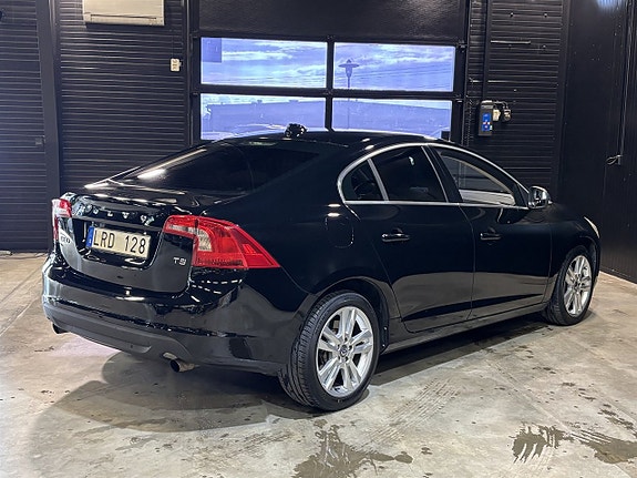 Volvo S60 6 of 25