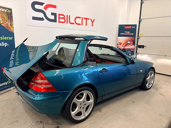 Mercedes-Benz SLK230 3 of 30