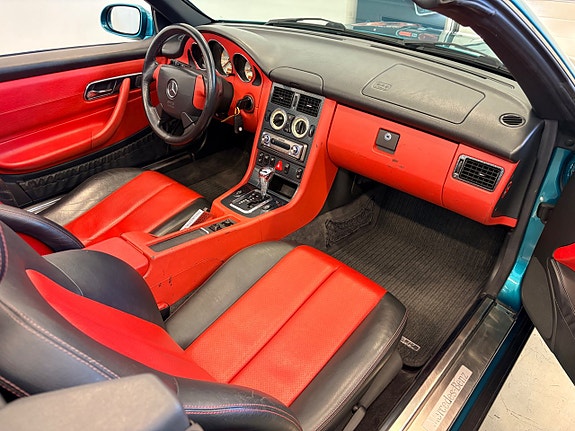 Mercedes-Benz SLK230 25 of 30