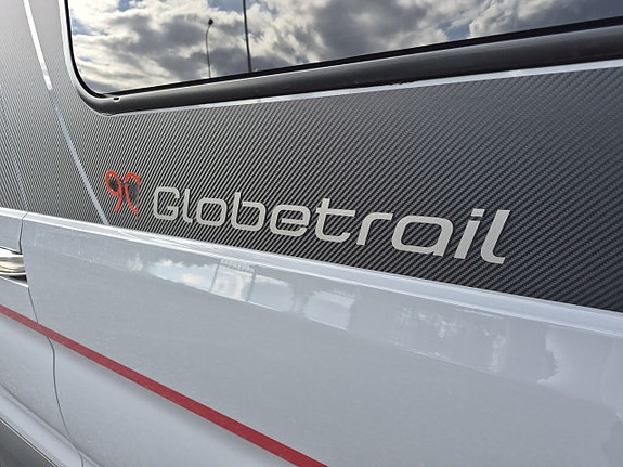 Dethleffs GlobeTrail 590C under 6 meter, extra rymligt badrum, kanonfin 9 of 26