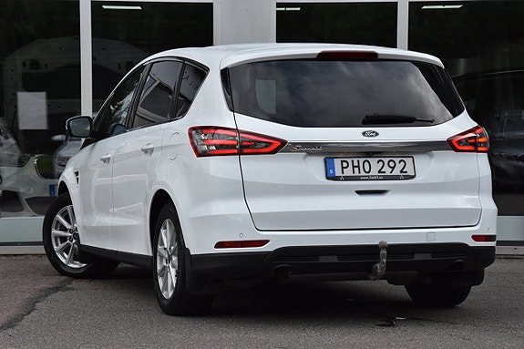 Ford S-MAX 5 of 28
