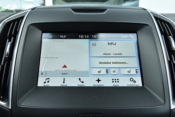 Ford S-MAX 20 of 28