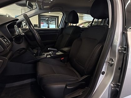 Renault Megane 19 of 27