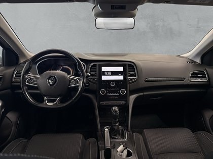 Renault Megane 12 of 27