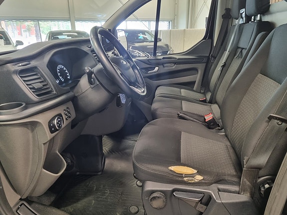 Ford Transit Custom 9 of 14