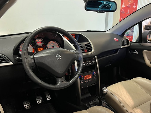 Peugeot 207 CC 15 of 24