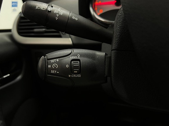 Peugeot 207 CC 17 of 24