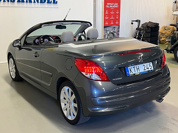 Peugeot 207 CC 13 of 24