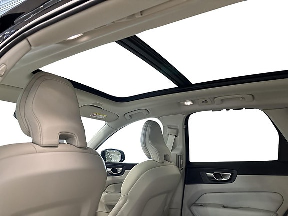 Volvo XC60 10 of 20
