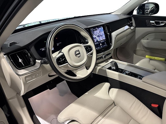 Volvo XC60 6 of 20