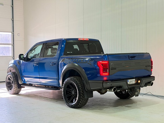 Ford F-150 3 of 19