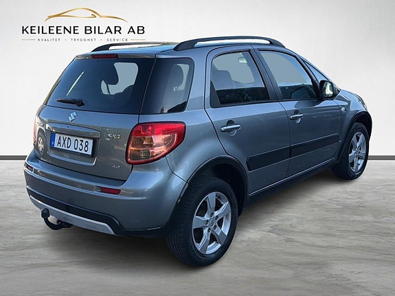 Suzuki SX4 8 of 22