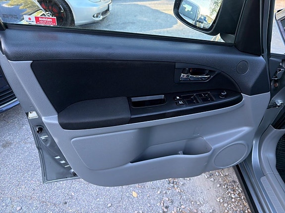 Suzuki SX4 19 of 22
