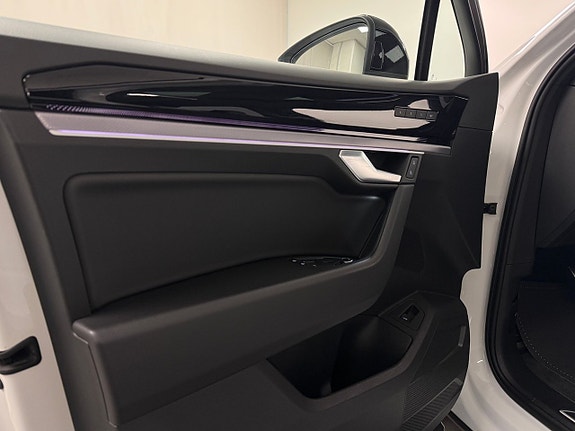 Volkswagen Touareg 10 of 20