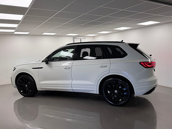 Volkswagen Touareg 16 of 20