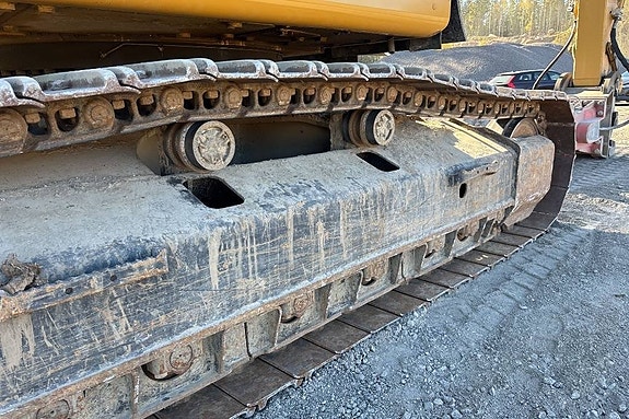 CAT 340 18 of 24