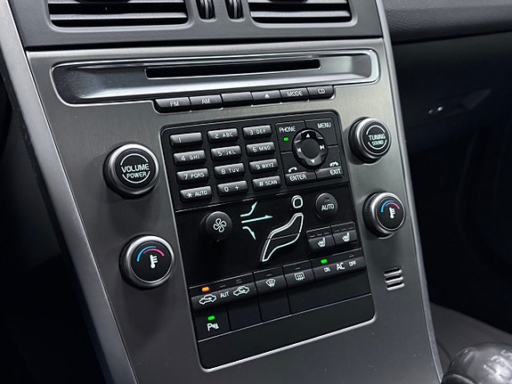 Volvo XC60 20 of 22