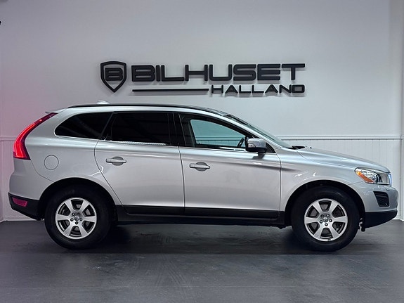 Volvo XC60 6 of 22