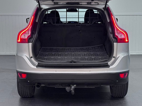 Volvo XC60 9 of 22