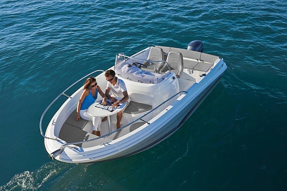 Jeanneau Cap Camarat 5.5 CC ny -27 Yamaha F115 LB 2 of 7