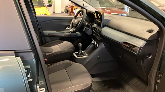 Dacia Sandero 5 of 11