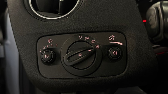 Ford Mondeo 19 of 21