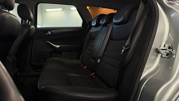 Ford Mondeo 20 of 21