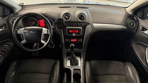 Ford Mondeo 12 of 21