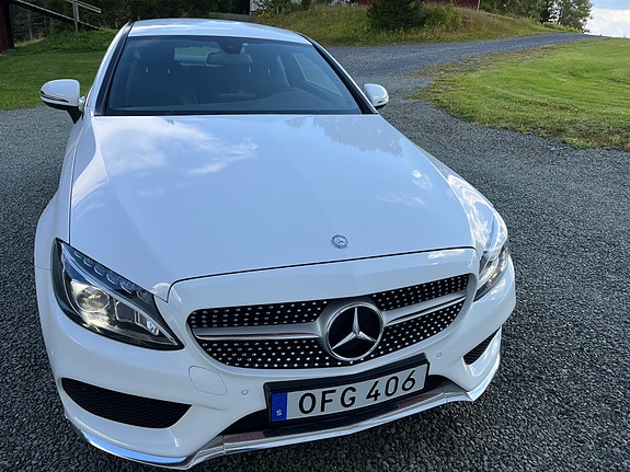 Mercedes-Benz C220 d 4 of 5